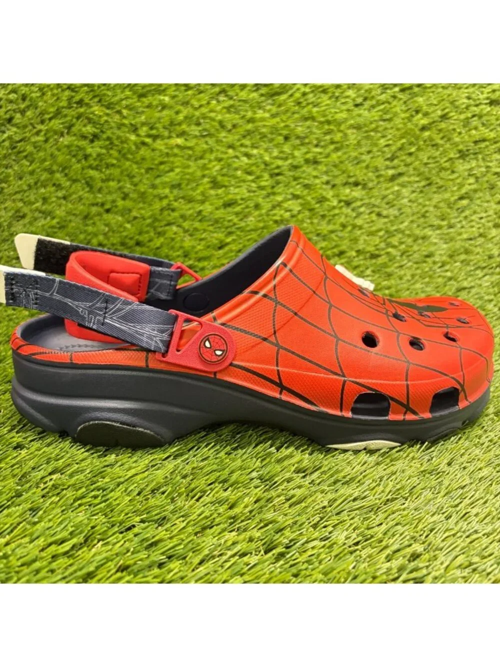 Crocs Spider-Man All-Terrain Mens Size 11 Red Black Beach Outdoor Clogs Sandals